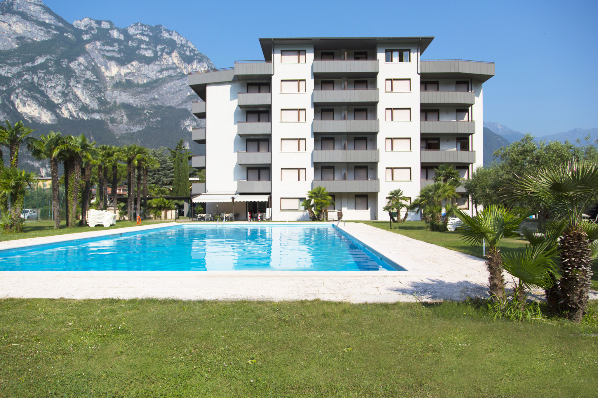 Ferienwohnung mit Balkon und Pool   Riva del Garda