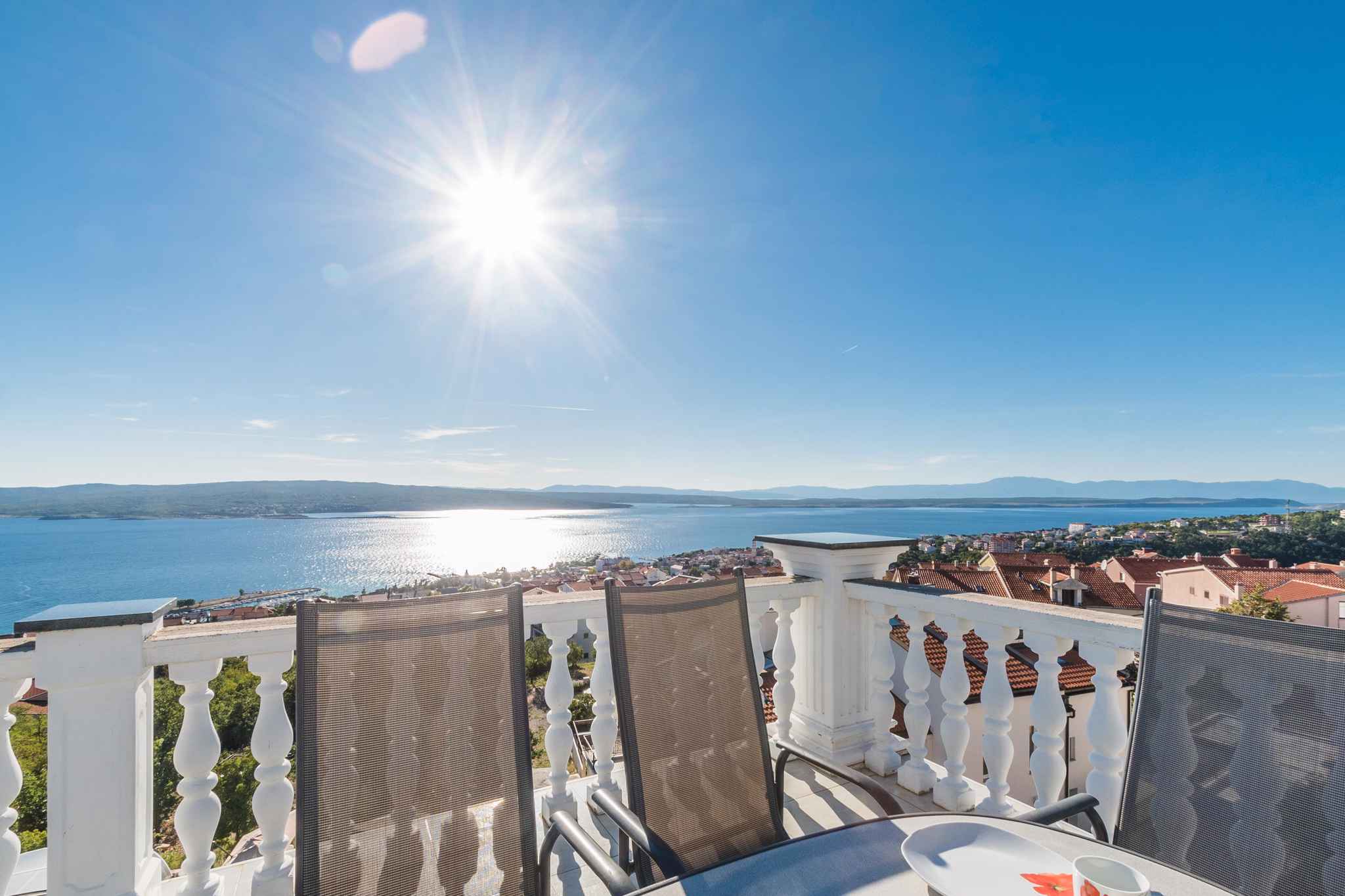 Ferienwohnung mit Terrasse und Meerblick   Crikvenica