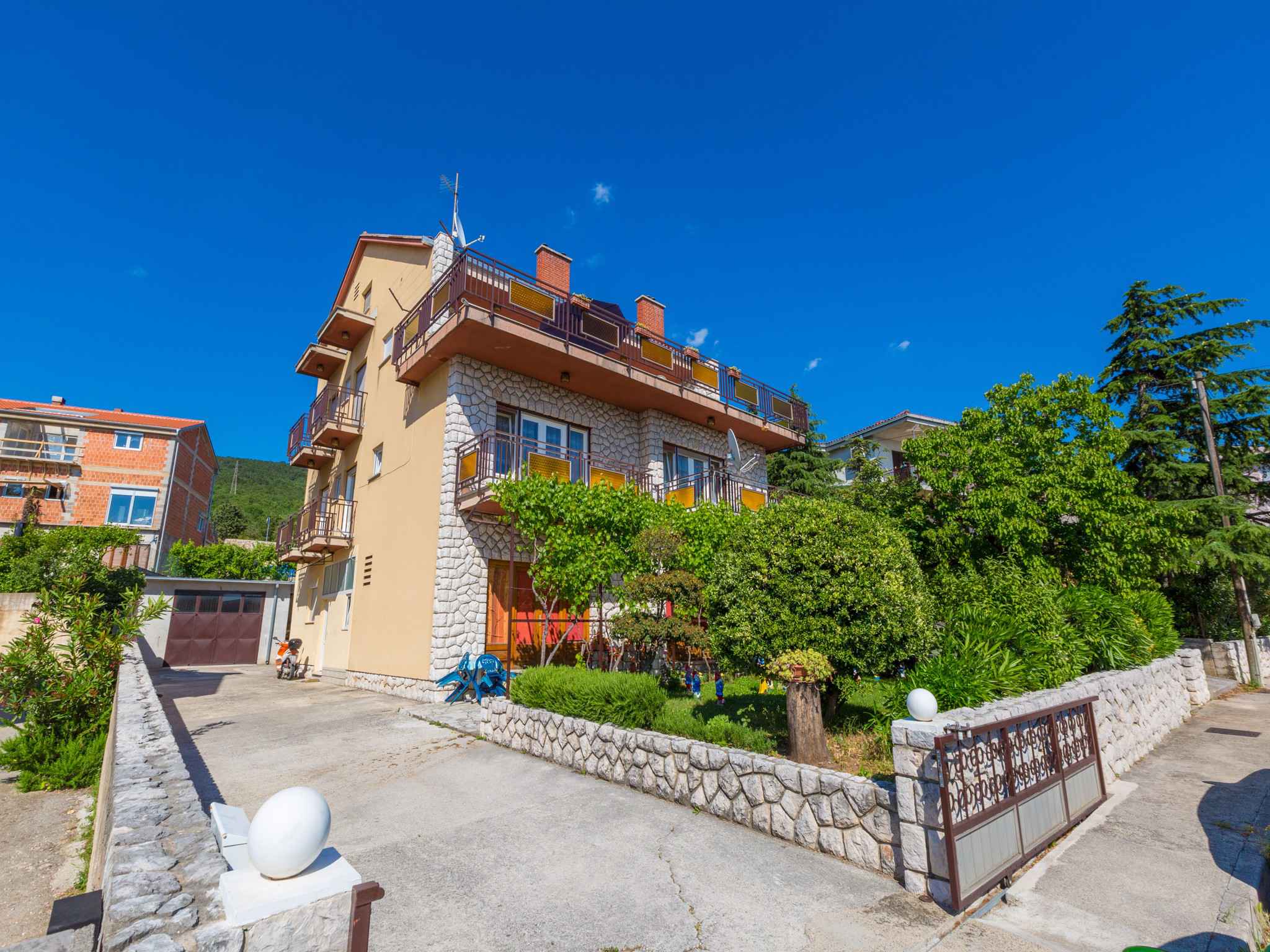 Ferienwohnung mit Balkon und Terrasse mit Meerblick (281414), Crikvenica, , Kvarner, Kroatien, Bild 2