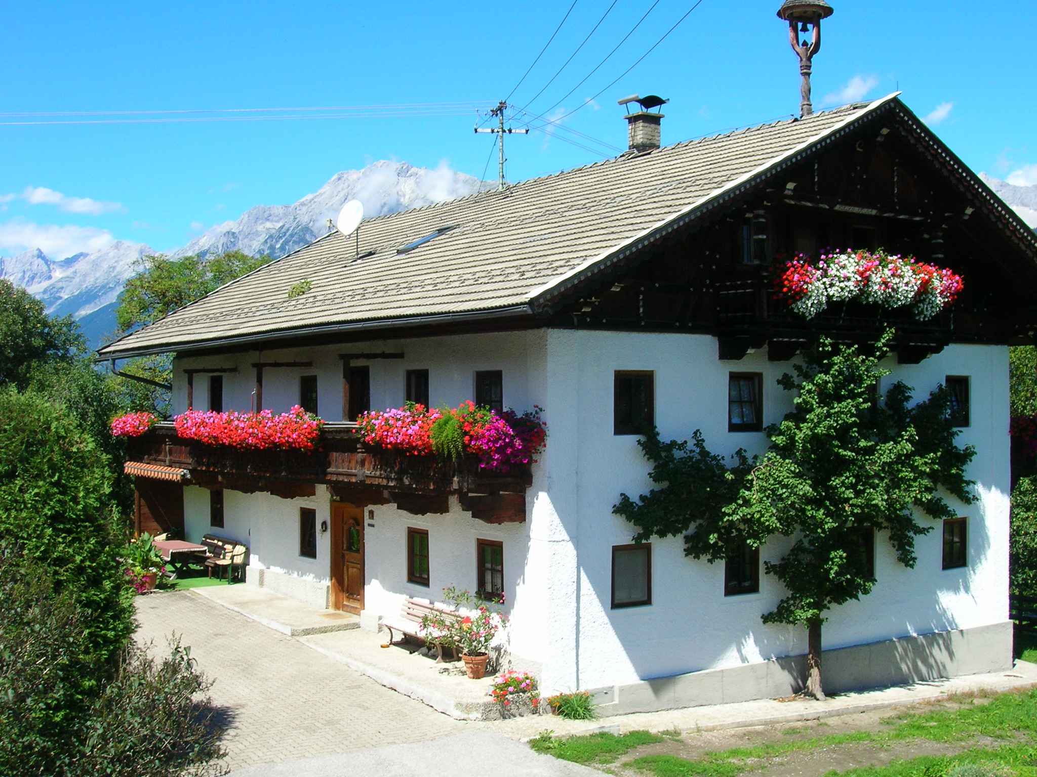 Ferienwohnung im Bauernhaus mit Hallenbad und Kinderspielraum im Areal (283609), Kolsassberg, Karwendel, Tirol, Österreich, Bild 1