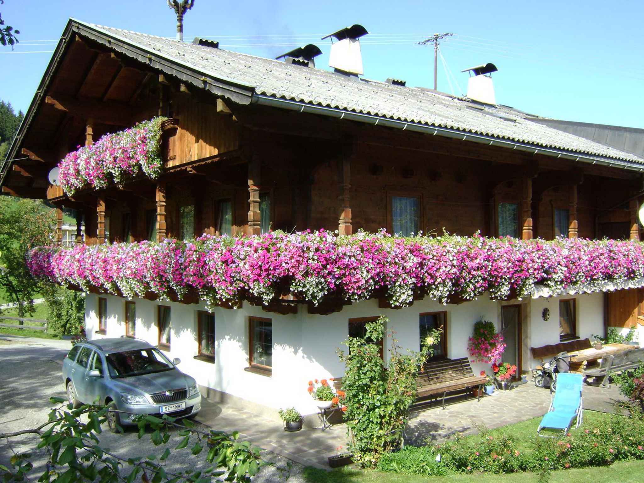 Ferienwohnung mit Blick auf die Zillertaler Bergwe Bauernhof in Österreich