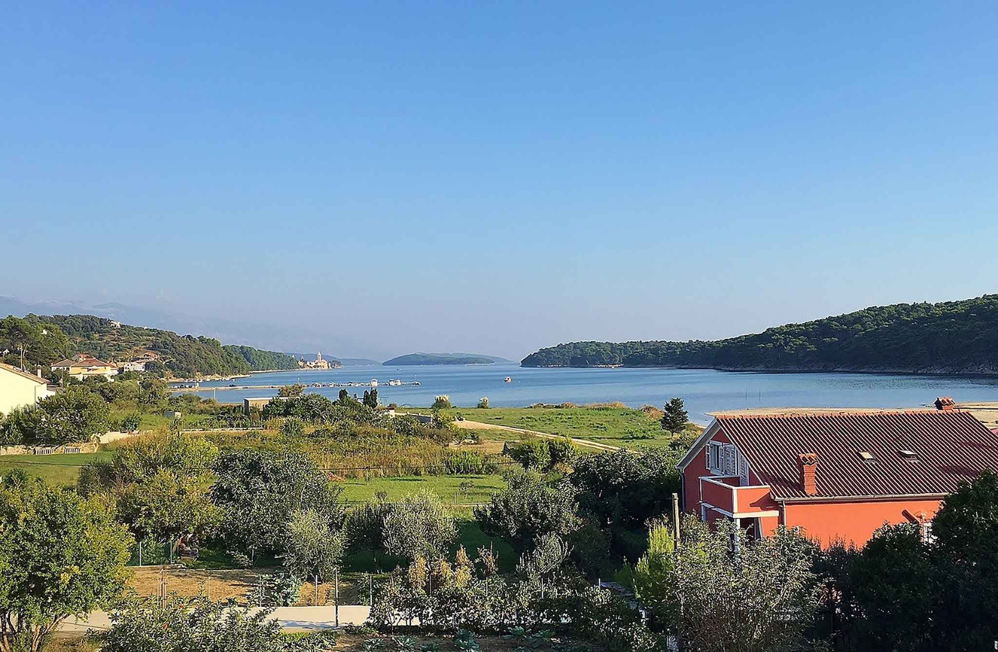 Ferienwohnung mit 16 qm Terrasse   kroatische Inseln