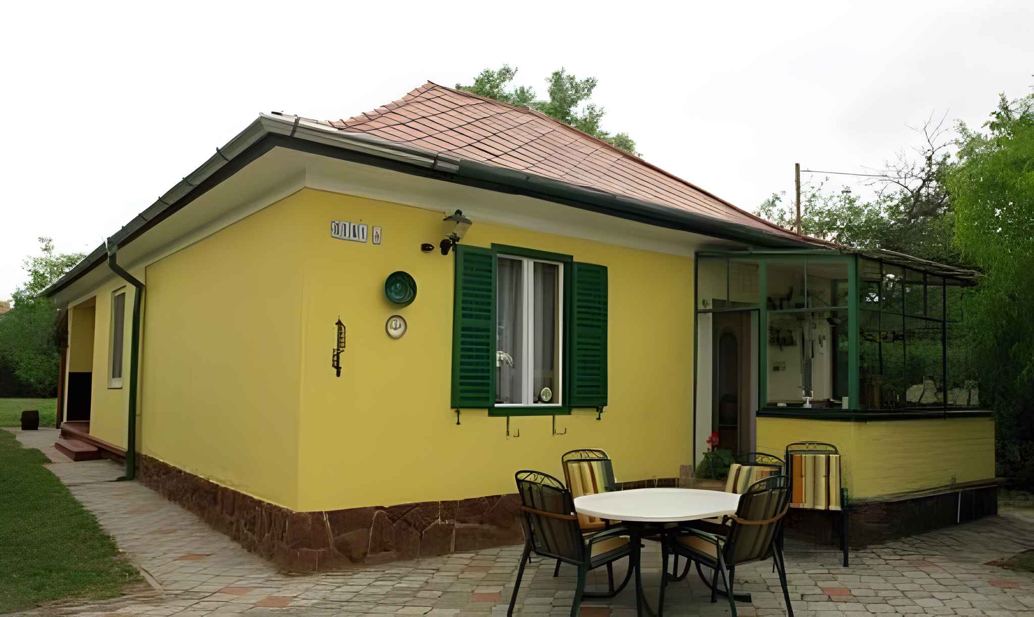 Ferienzimmer-FerienZimmer mit Kühlschrank und  in Ungarn