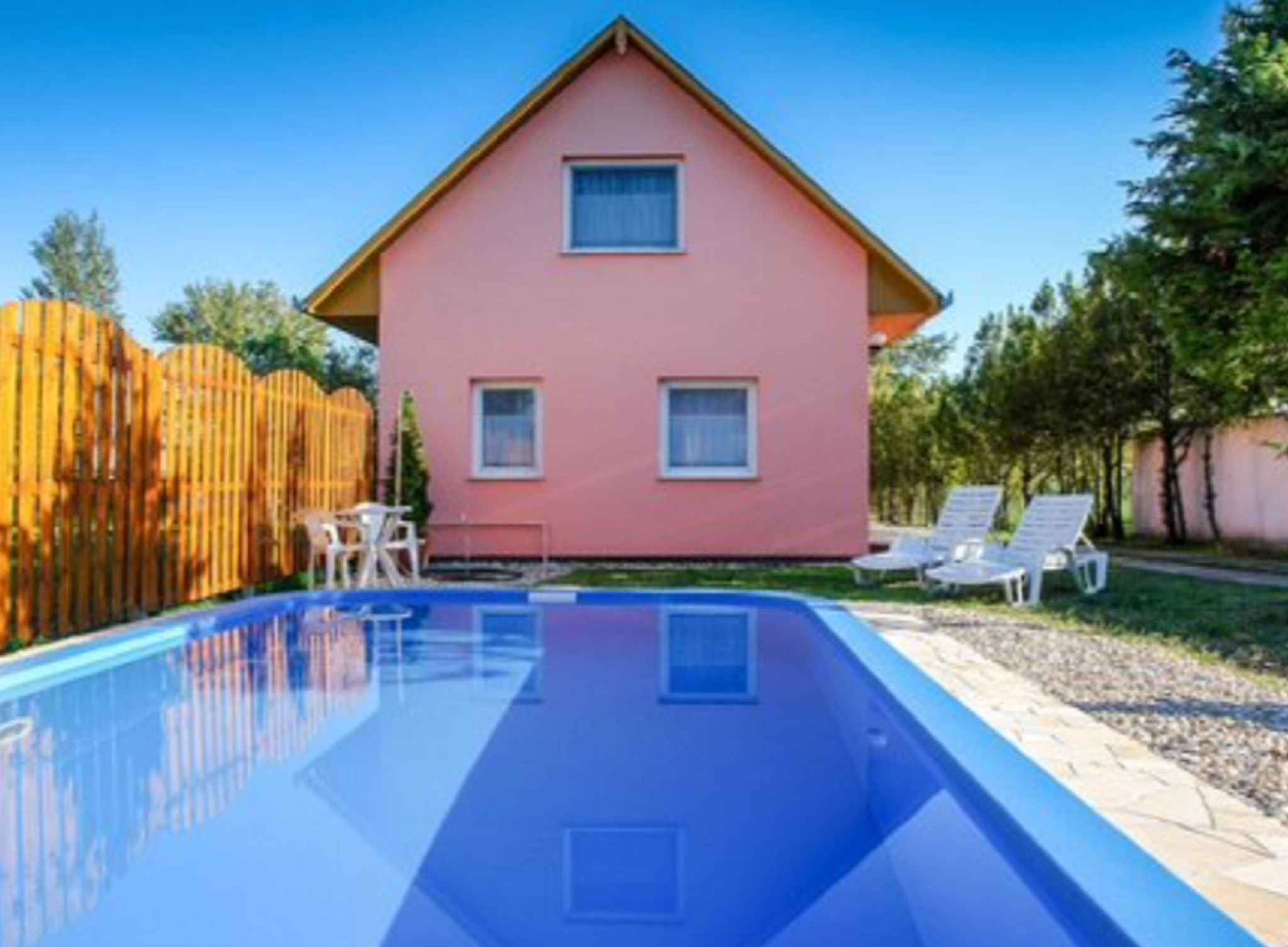 Ferienhaus mit Pool und Gartenpavillon  am Balaton Plattensee