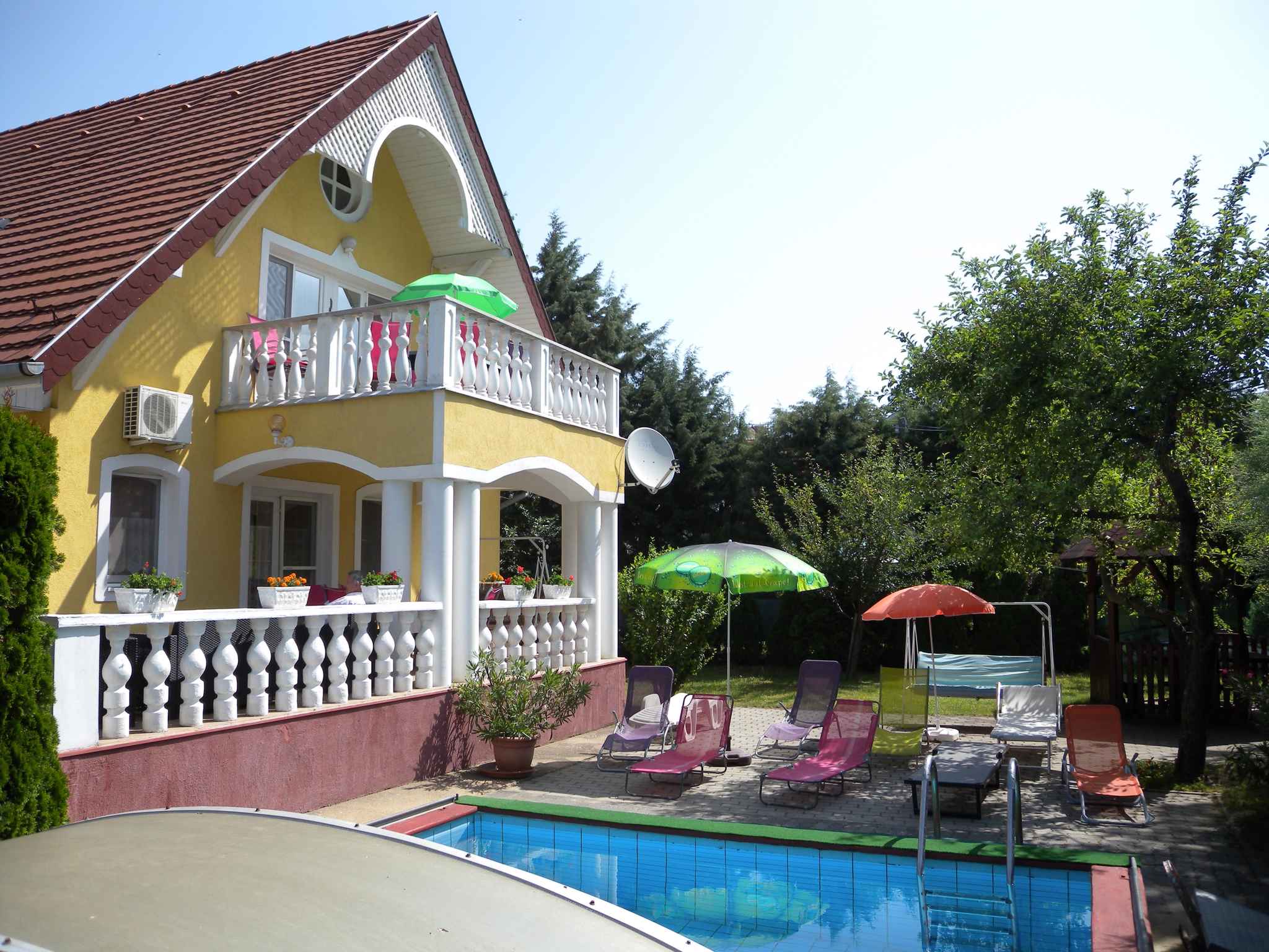 Ferienhaus mit Pool, Klimaanlage und 2 Badezimmer Ferienhaus in Ungarn