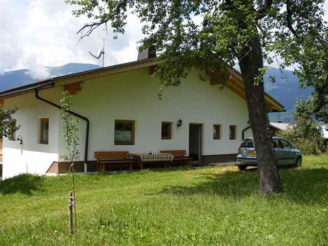 Ferienhaus mit Bergpanorama im Skigebiet (283826), Zell am Ziller, Zillertal Arena, Tirol, Österreich, Bild 2