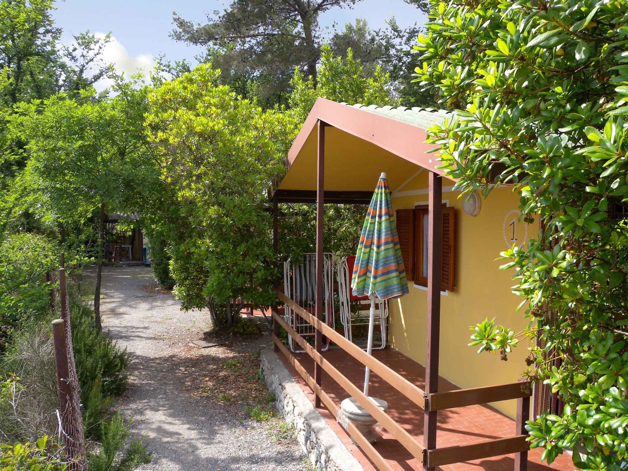 Bungalow mit Veranda, Pool und Klimaanlage  in Italien