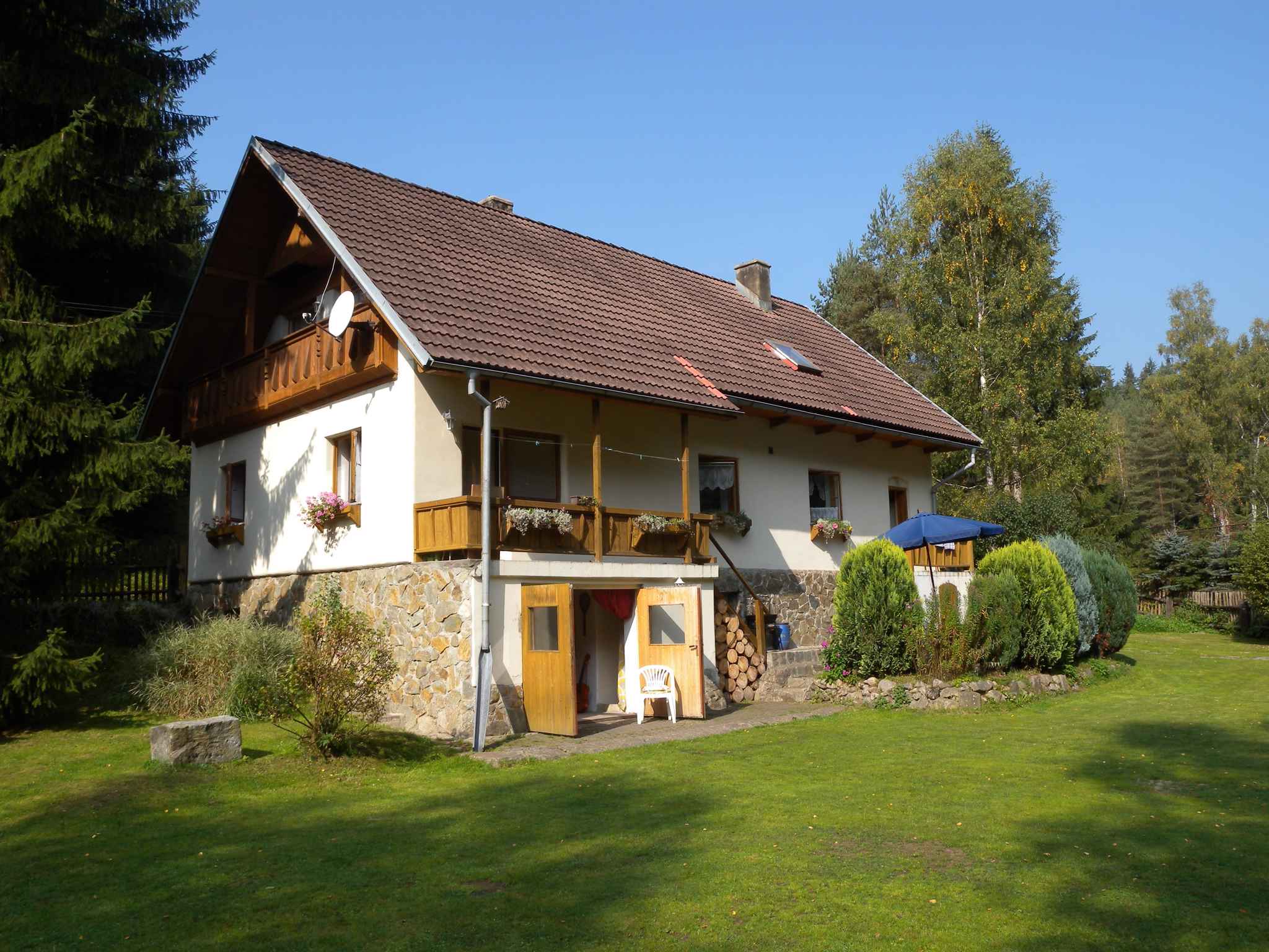 Ferienhaus mit Kachelofen und Garten mit Grillm&ou Ferienhaus  Tschechische Republik