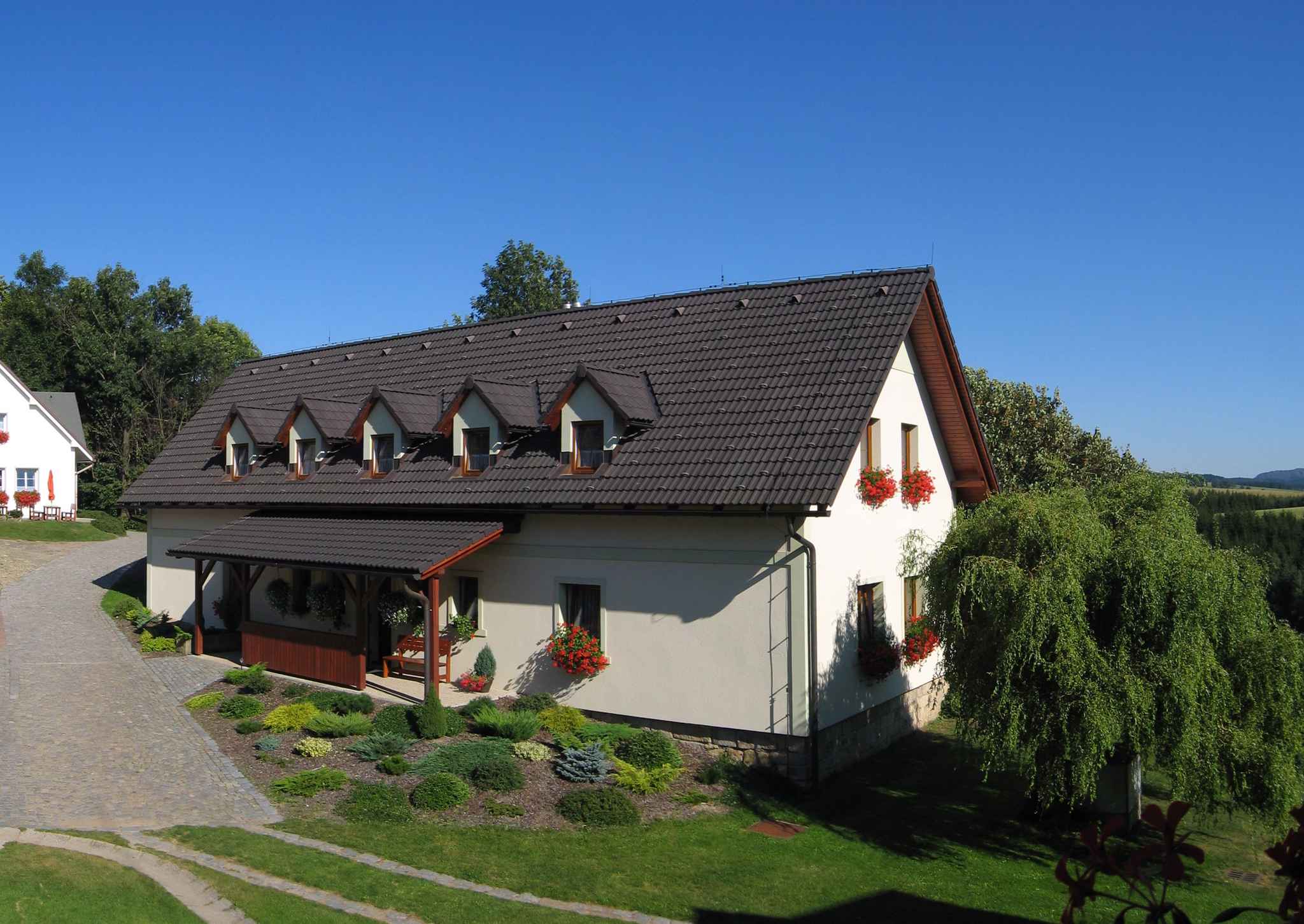 Ferienhaus mit großem Aufenthaltsraum in der Nähe von Adrspach Felsen