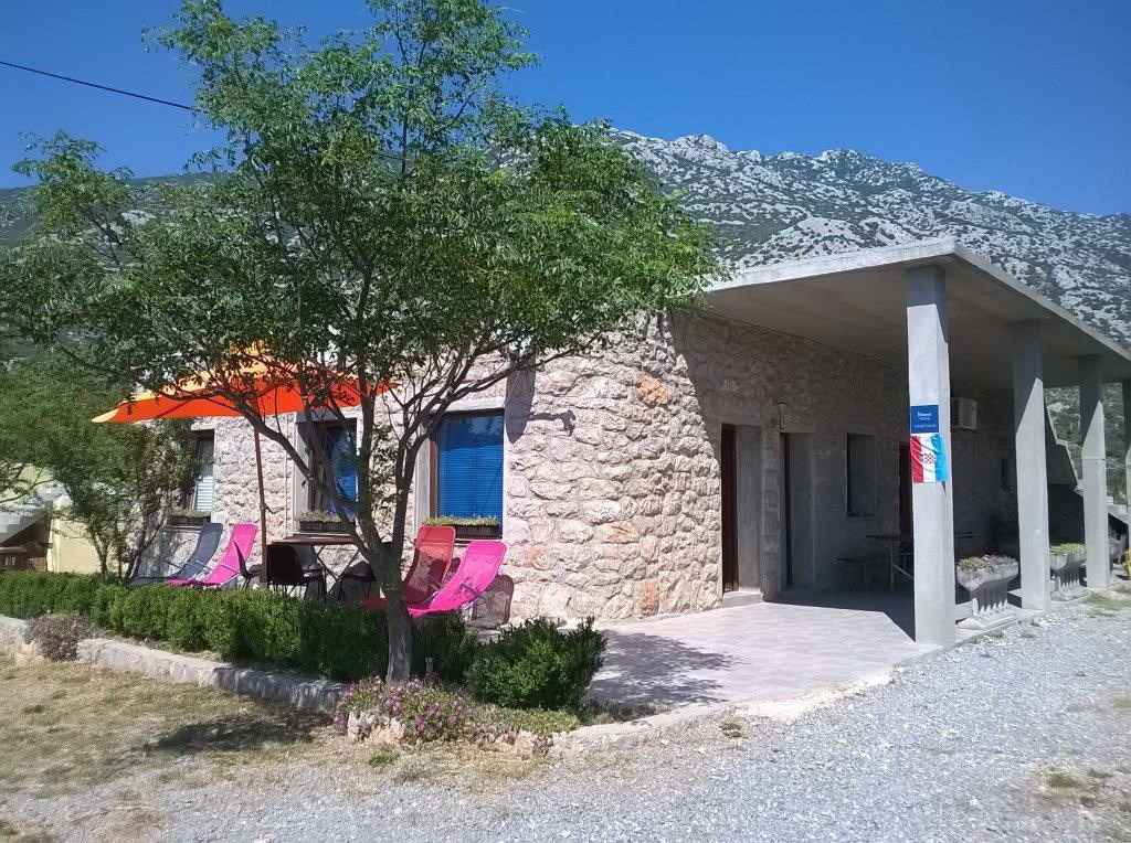 Ferienhaus für 2 Familien geeignet mit 3 B&au Ferienhaus in Kroatien