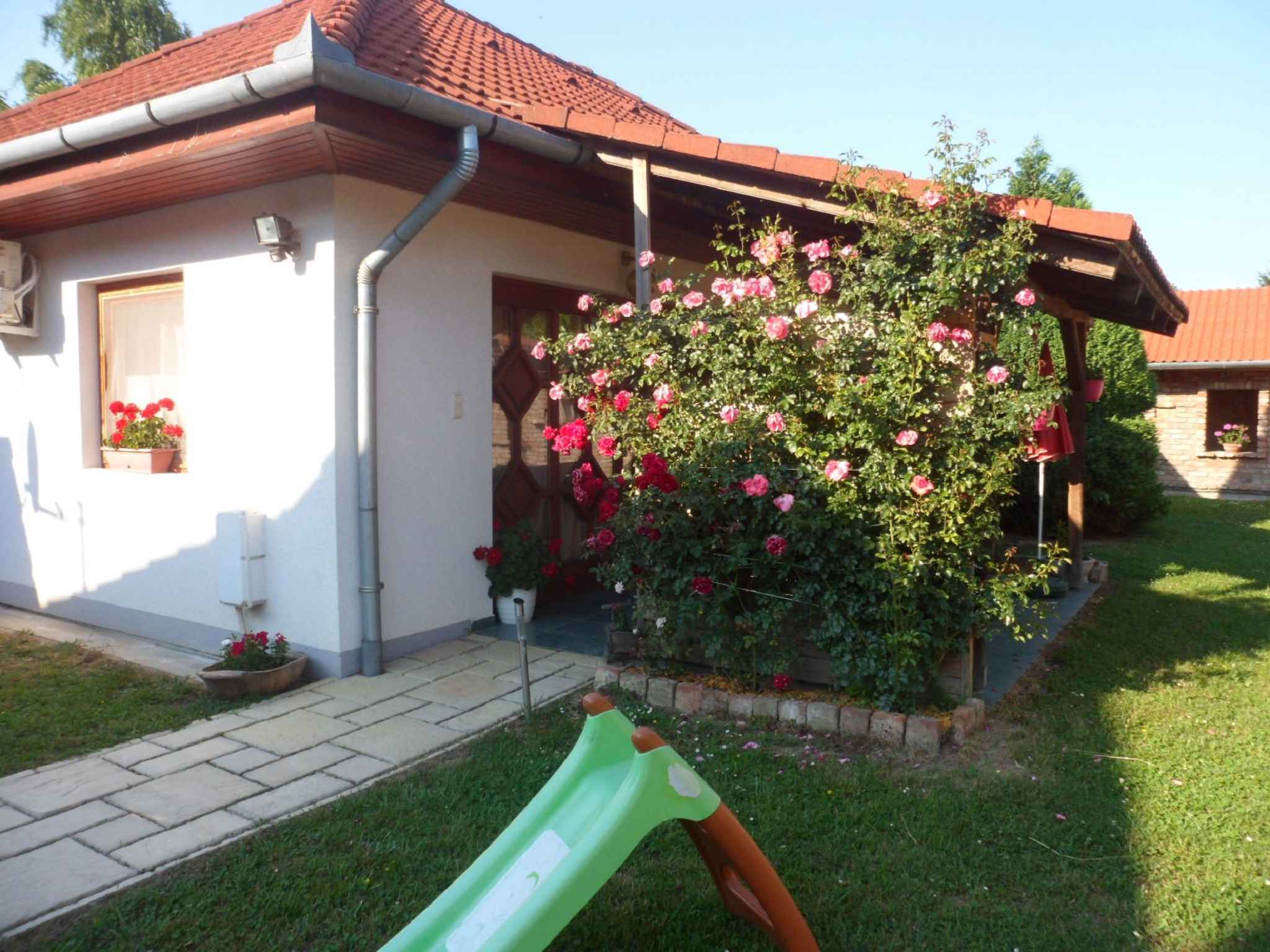 Ferienhaus mit Pool und überdachter Terrasse   Balatonberény