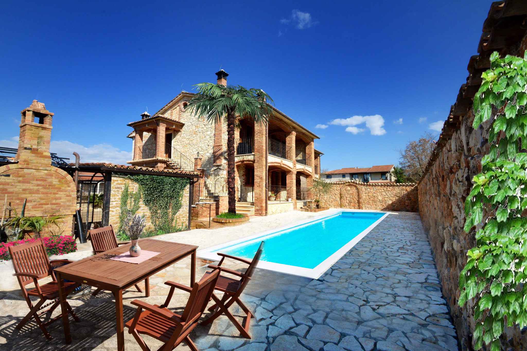 Ferienwohnung mit Pool und im toskanischen Stil  in Istrien