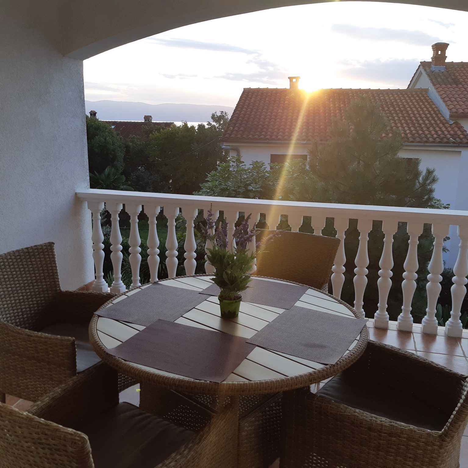 Ferienwohnung mit Meerblick-Terrasse und Grill  in Kroatien