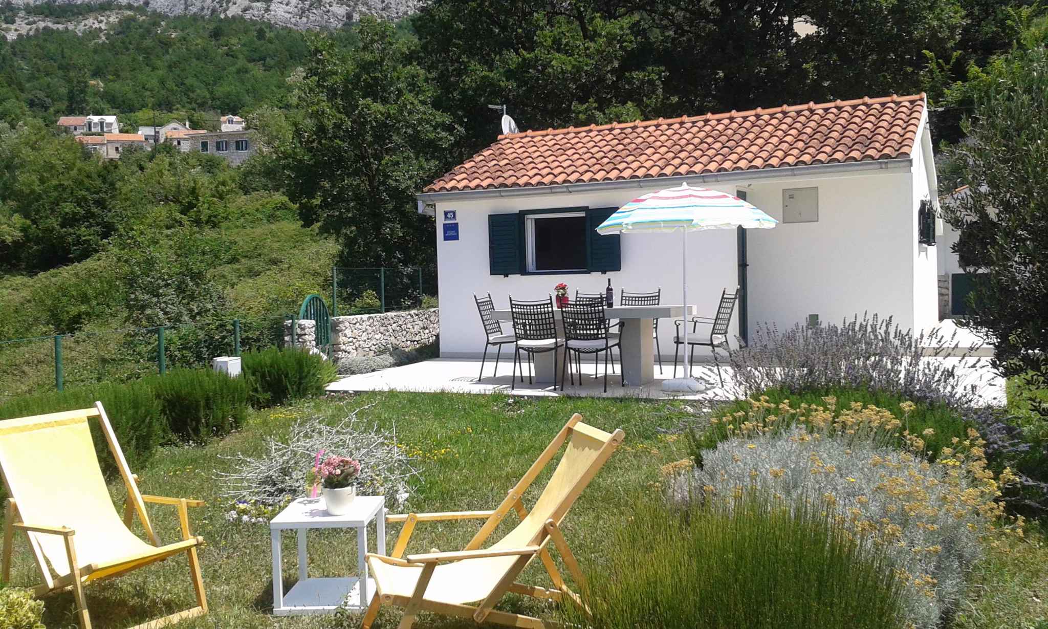 Ferienhaus mit Panoramablick Ferienhaus in Dalmatien