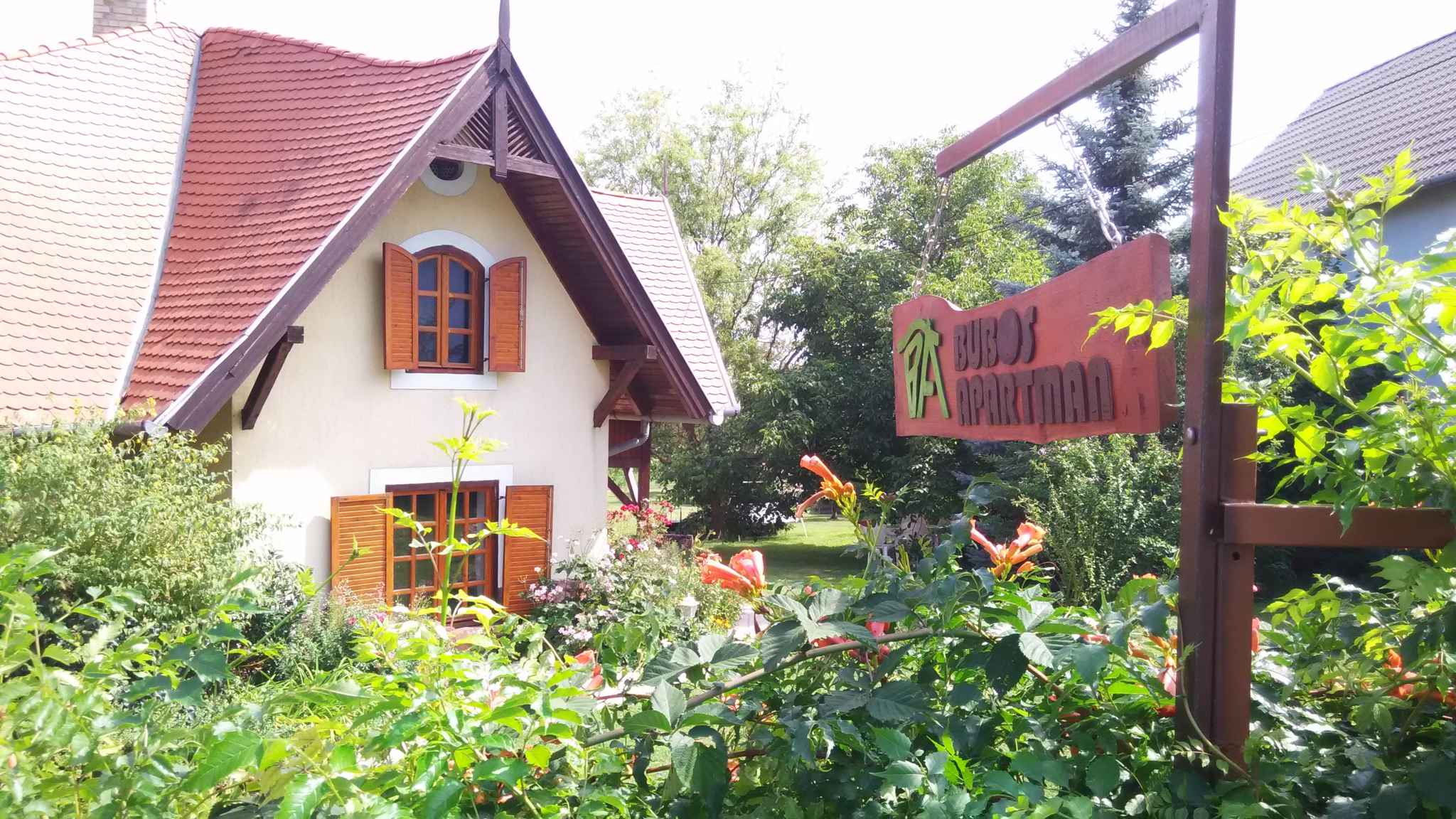 Ferienhaus mit riesengroßem Grundstück  Ferienhaus am Balaton Plattensee