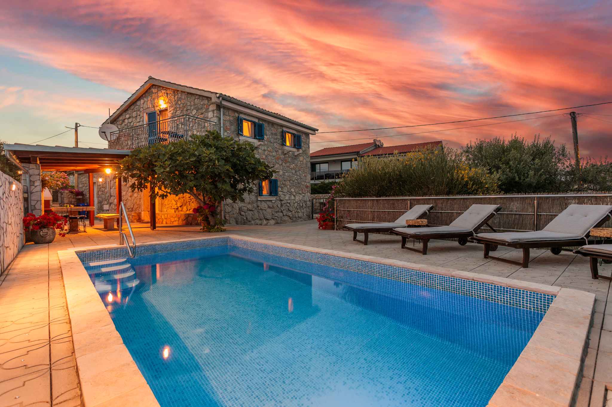 Villa mit Internet, Waschmaschine und Außenp Ferienhaus  kroatische Inseln