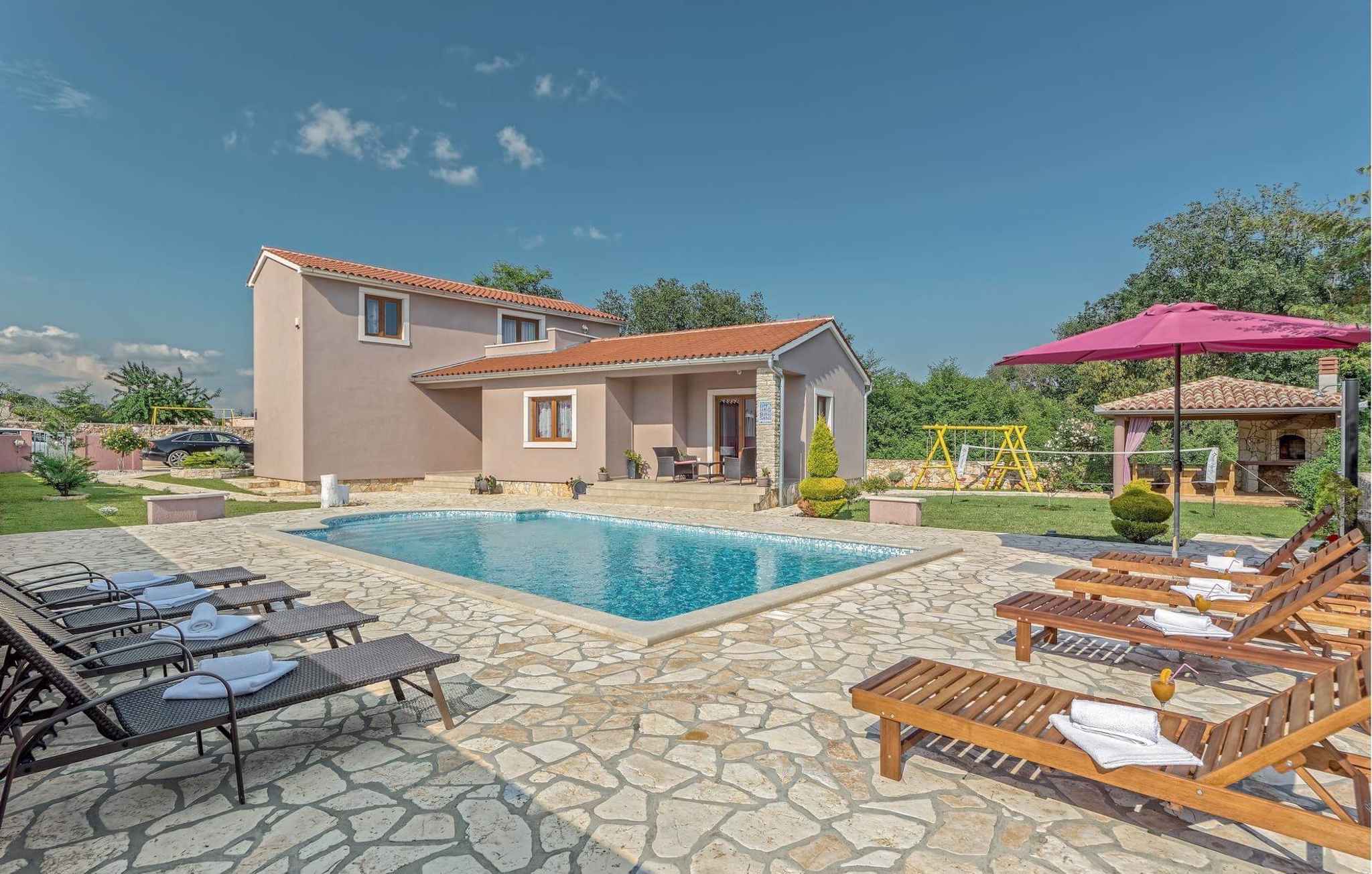 Ferienhaus mit Pool und Garten Ferienhaus in Istrien
