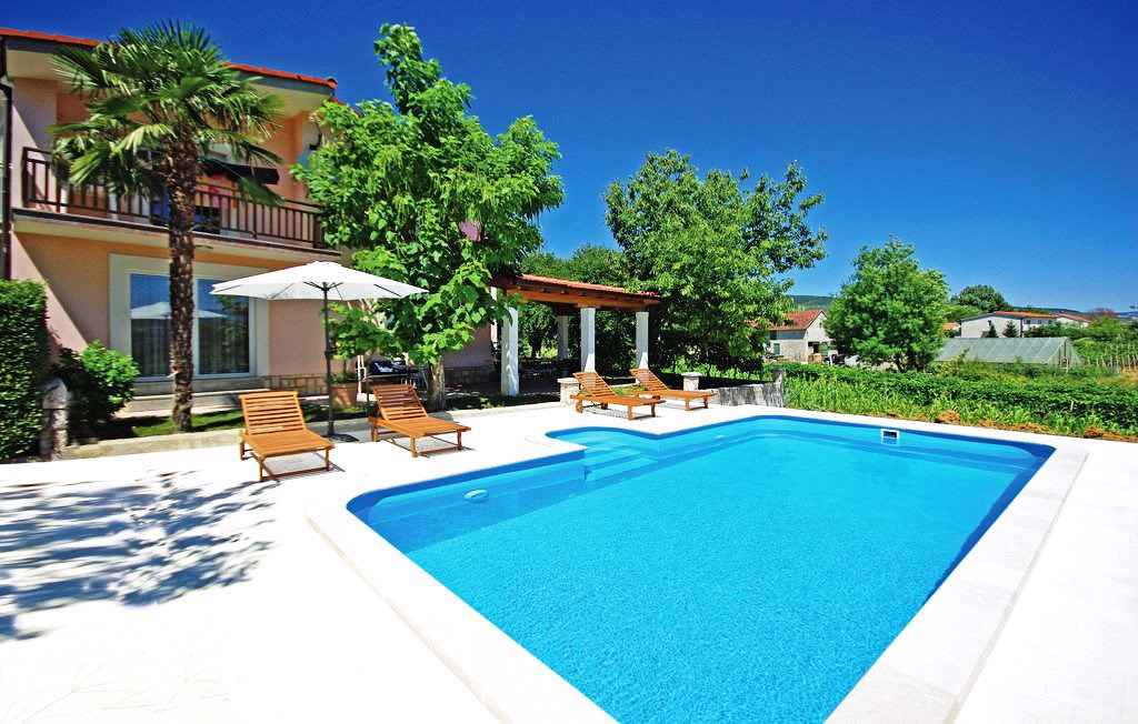 Ferienhaus mit Swimmingpool und Klimaanlage Ferienhaus in Dalmatien