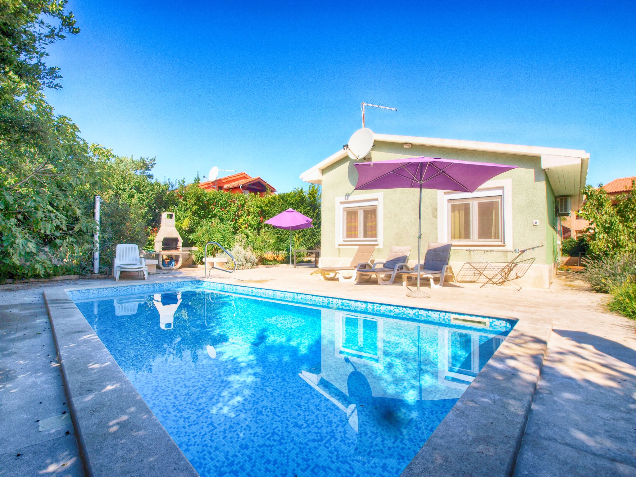 Ferienhaus mit Pool und Klimaanlage Ferienhaus  Banjole