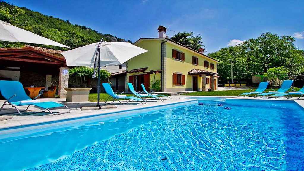 Ferienhaus mit Pool und Grill Ferienhaus in Kroatien