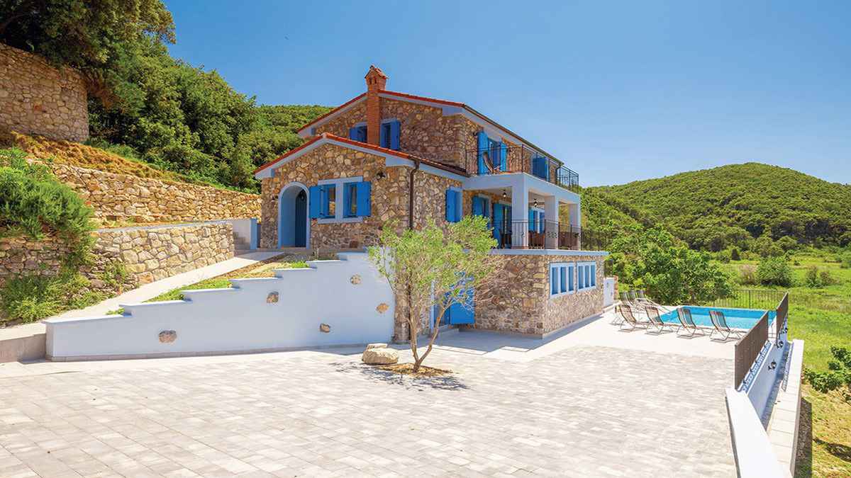 Ferienhaus mit Pool und Klimaanlage Ferienhaus  kroatische Inseln