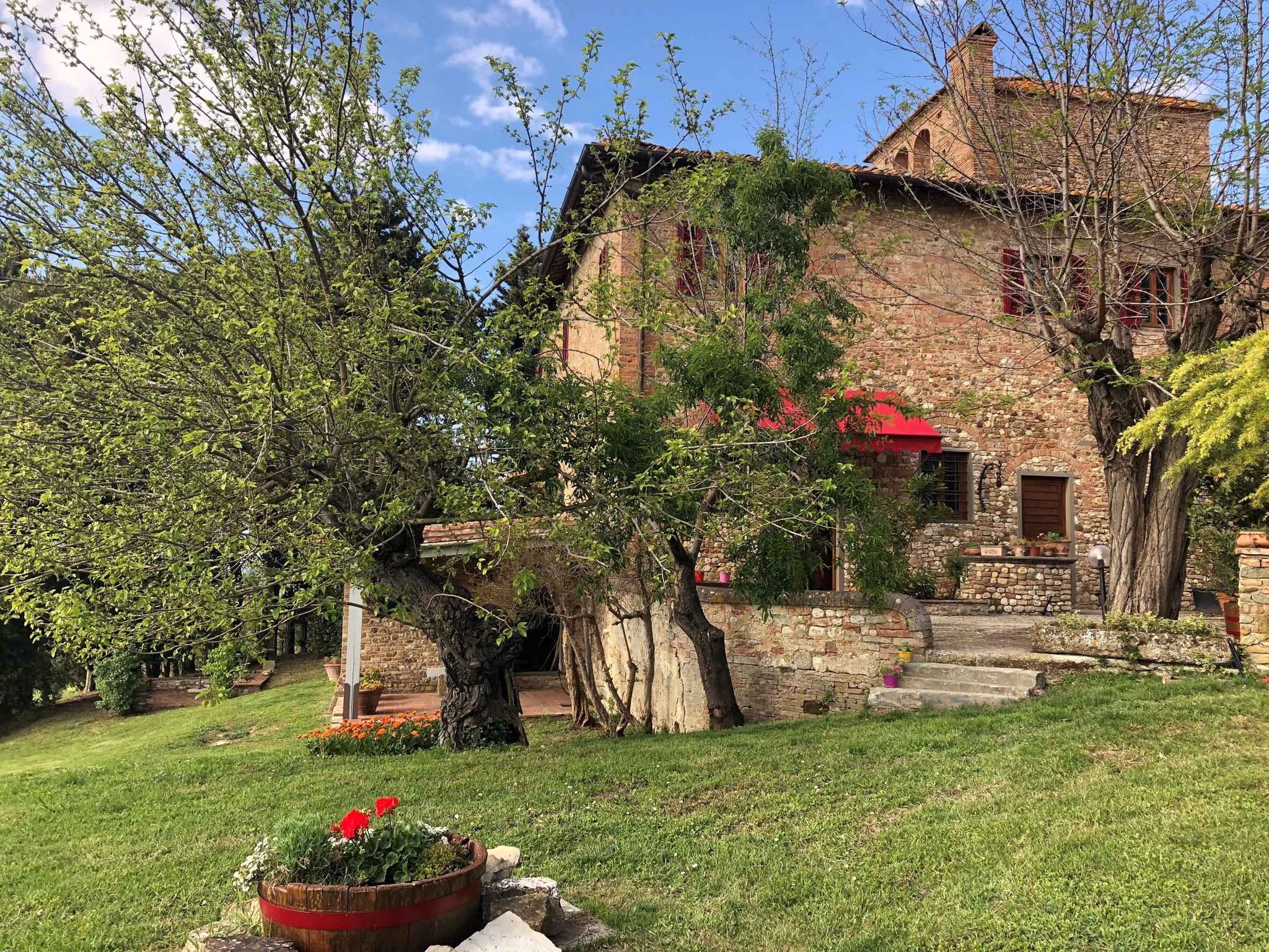 Ferienwohnung mit Terrasse und Aussenpool Bauernhof in Italien