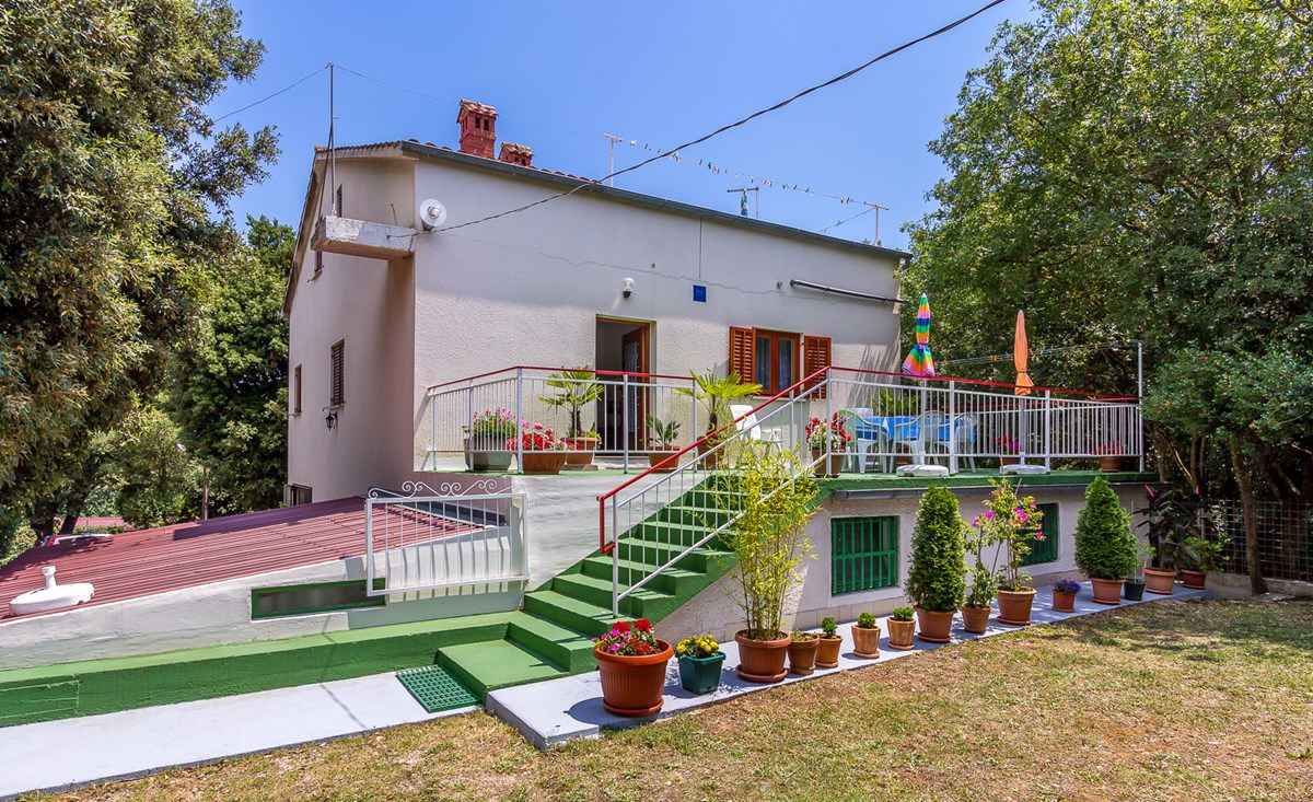 Ferienhaus mit Garten, Grill und Kinderspielplatz Ferienhaus in Istrien