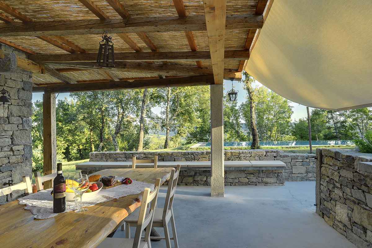 Villa mit Infinity-Pool, Sauna und einzigartiger E Ferienhaus in Kroatien