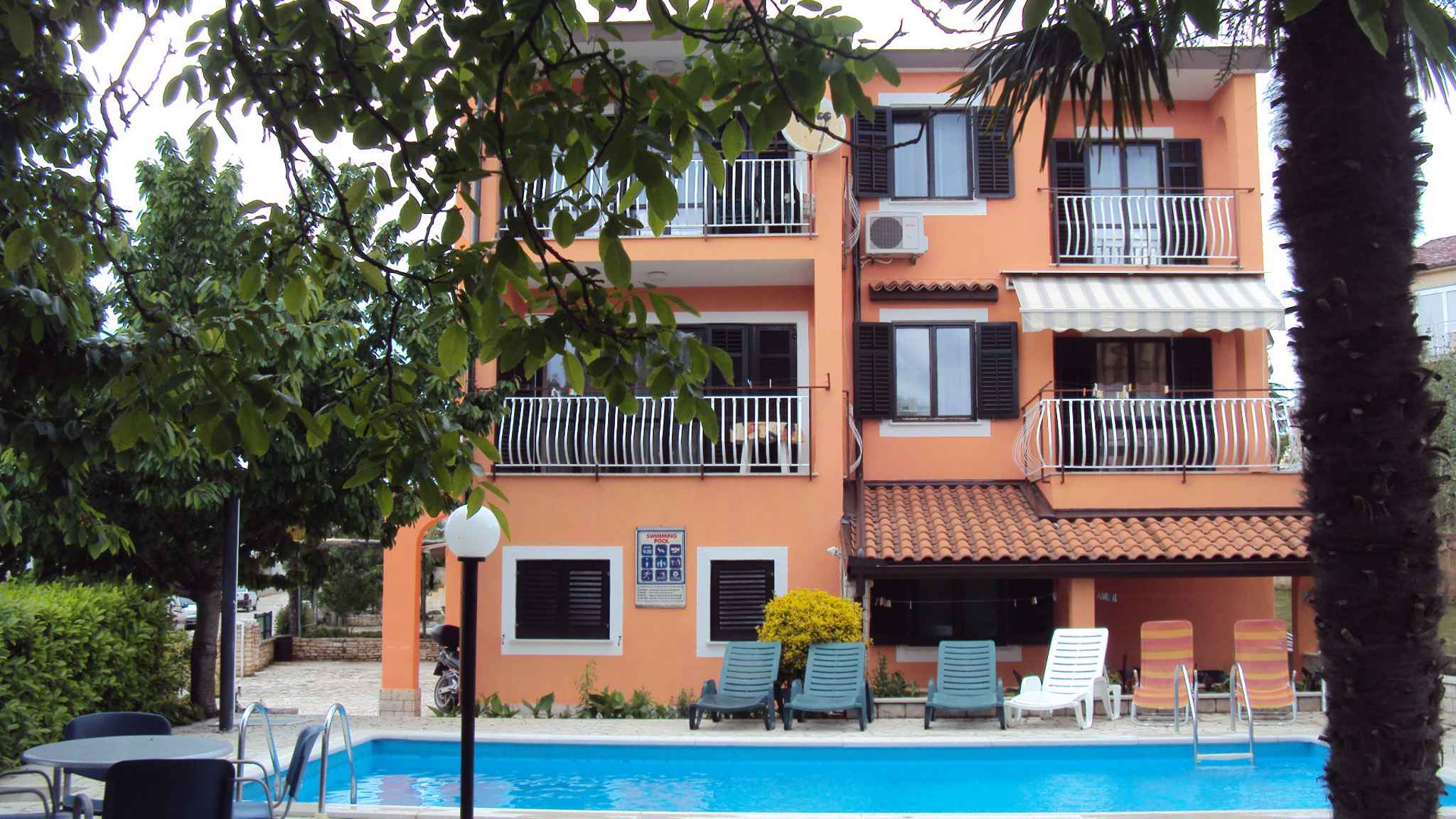 Ferienwohnung mit gemeinsamen Pool und Garten  in Istrien