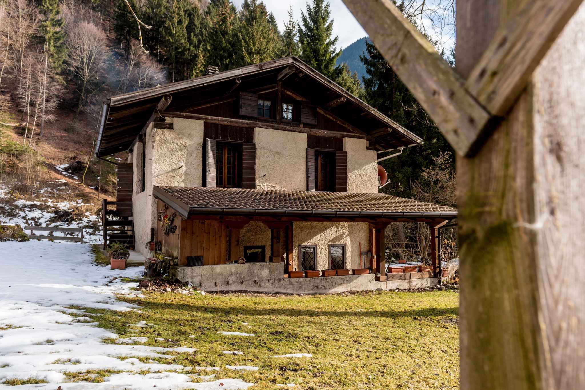 Chalet im Wald und ideal für digital detox Ferienhaus  Ledrosee - Lago di Ledro