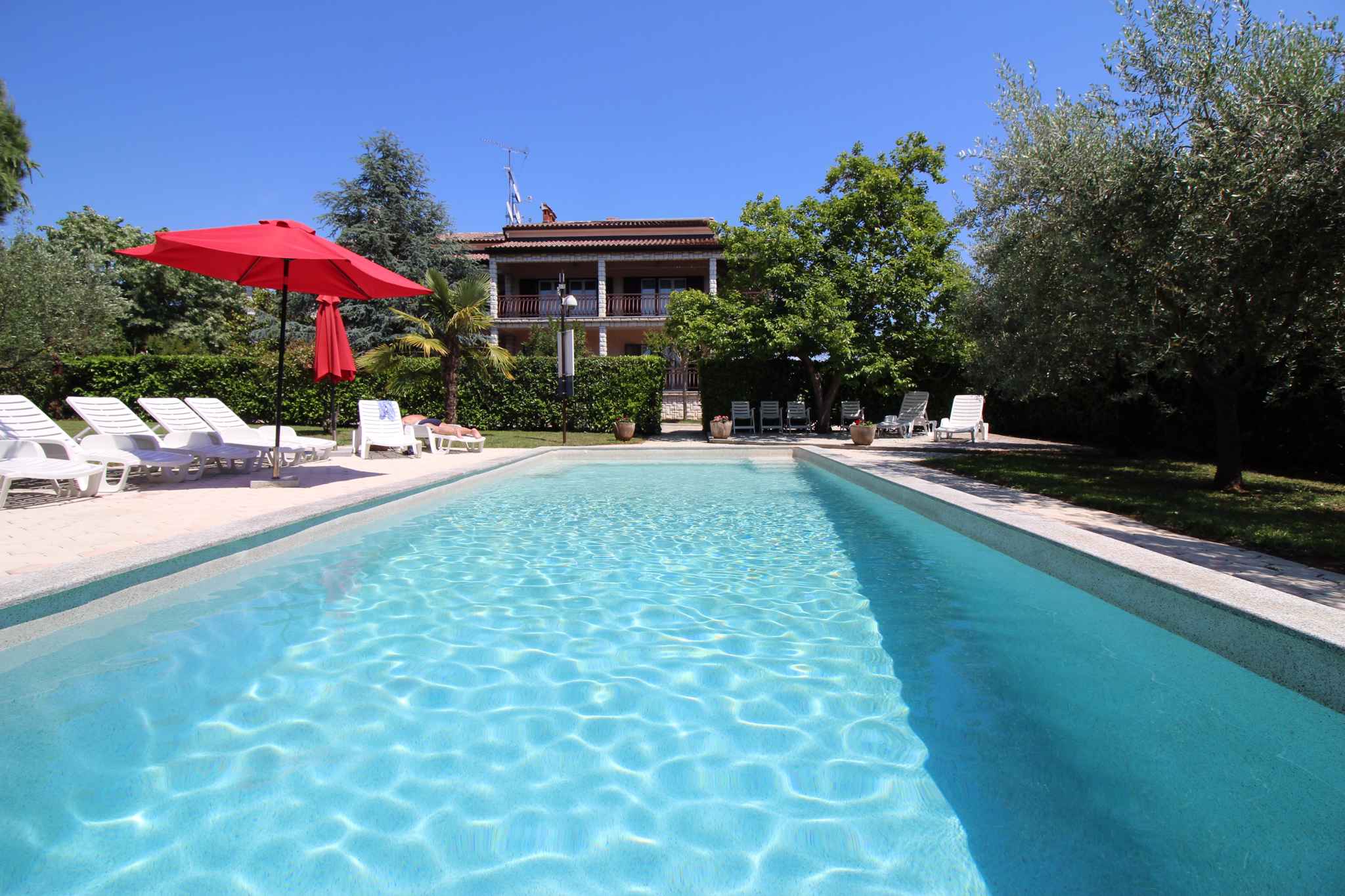 Ferienhaus Doppelhaushälfte mit Pool  in Istrien