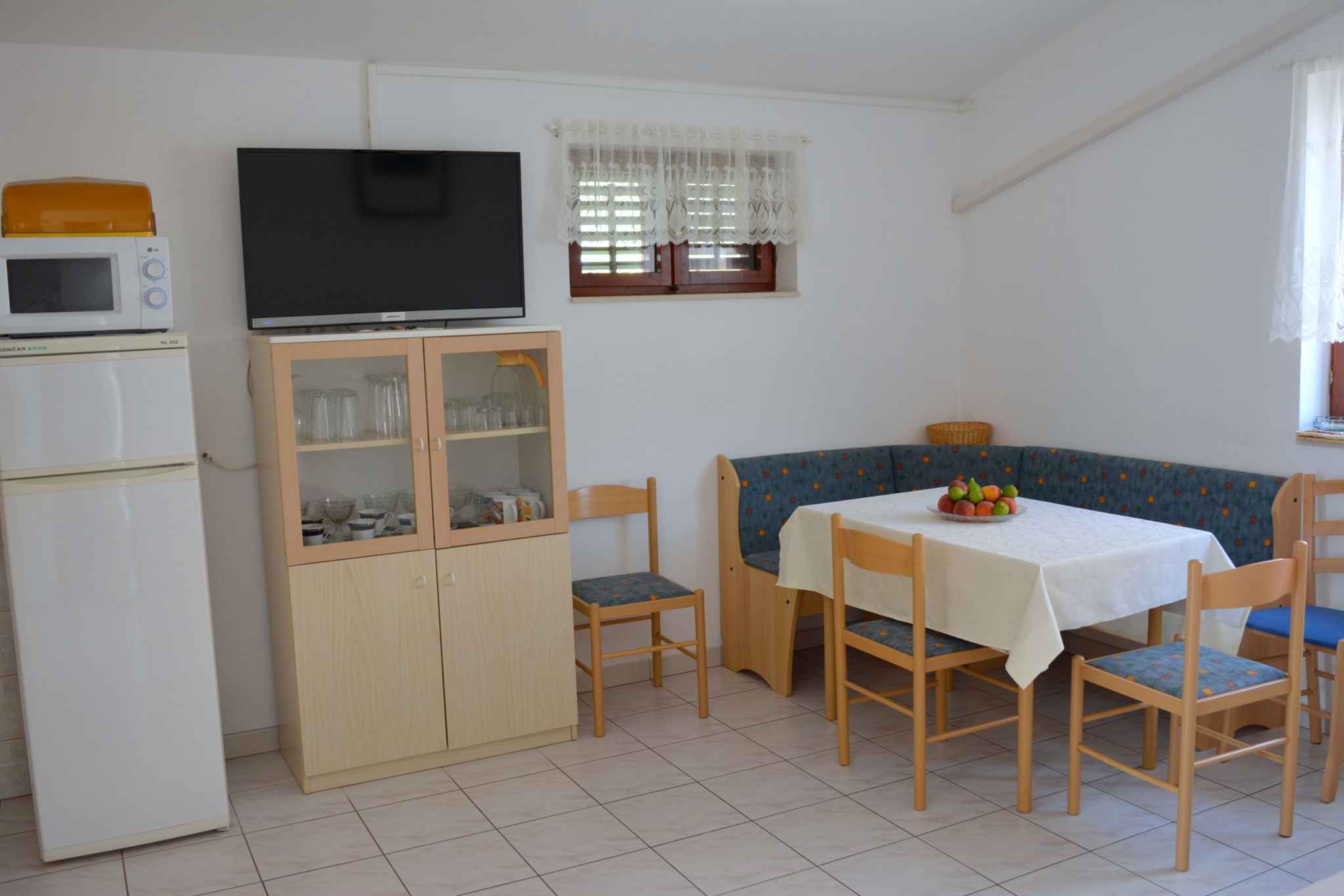 Ferienwohnung mit 25 qm großem Balkon und Klimaanlage (278782), Vodice, , Dalmatien, Kroatien, Bild 14