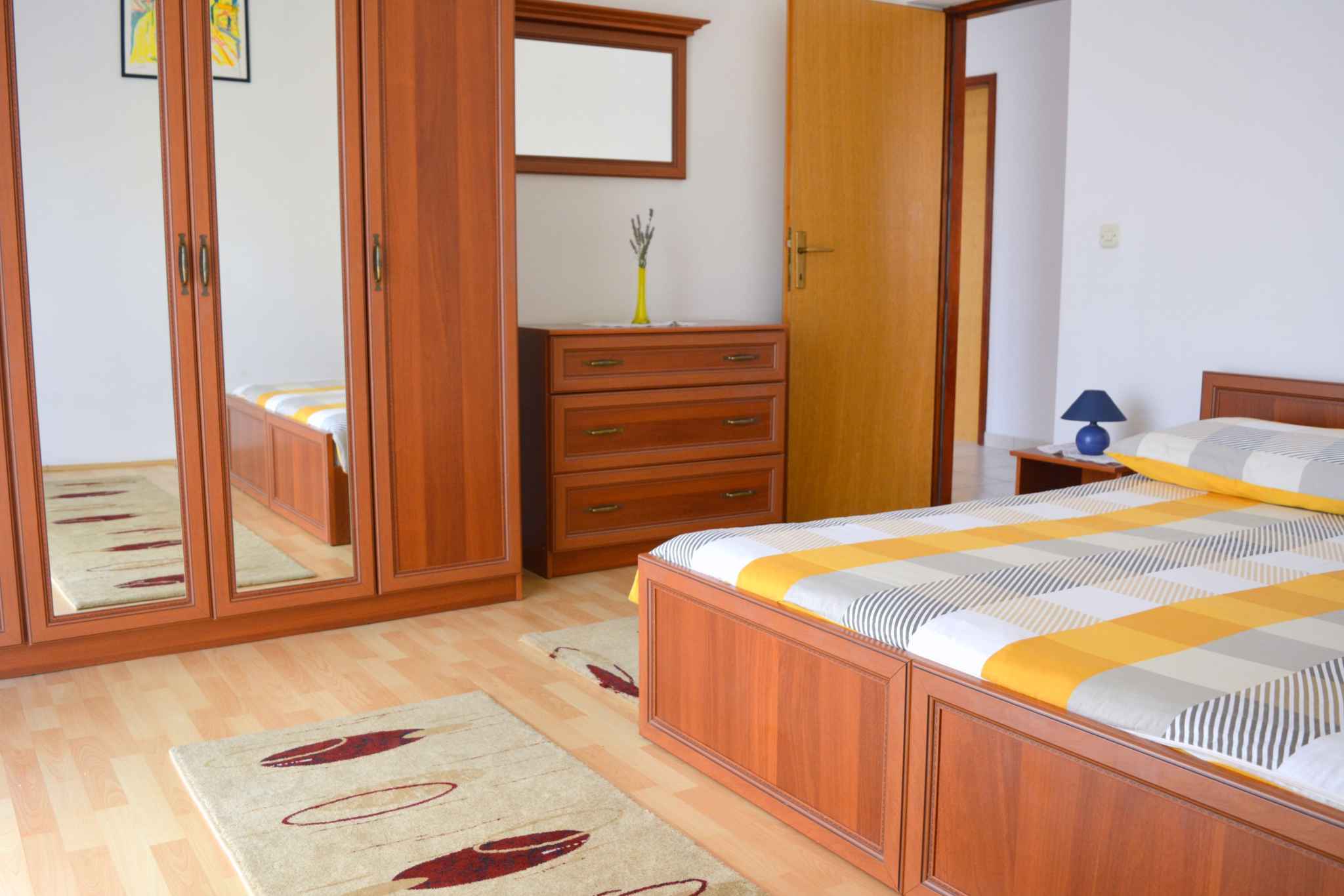 Ferienwohnung mit 25 qm großem Balkon und Klimaanlage (278782), Vodice, , Dalmatien, Kroatien, Bild 17