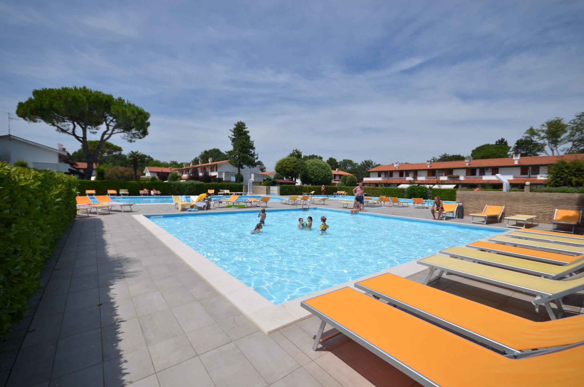 Ferienwohnung in Feriendorf mit Pool und Garten   Venetien