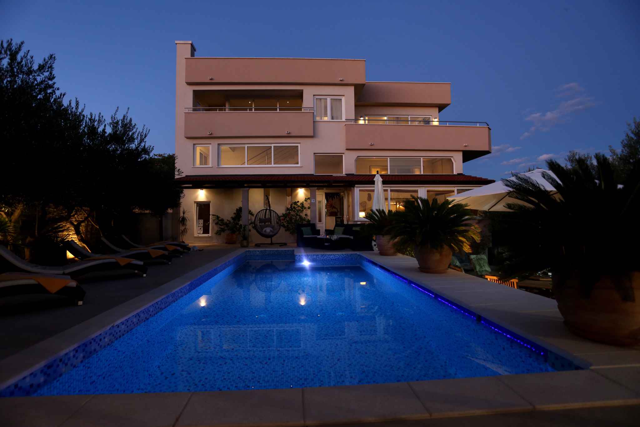 Ferienhaus mit Pool, Grill und Meerblick Ferienhaus  Split Riviera