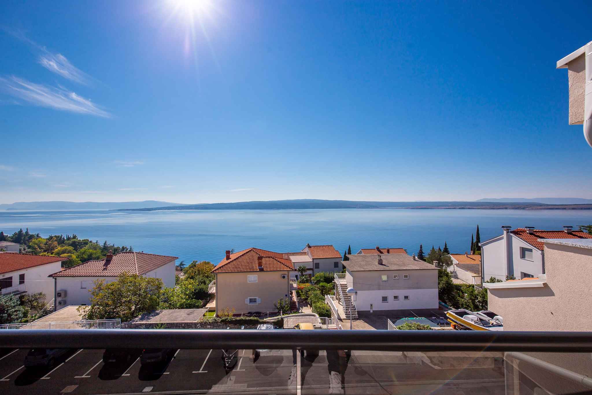 Ferienwohnung modern eingerichtet mit Meerblick un  in Kroatien