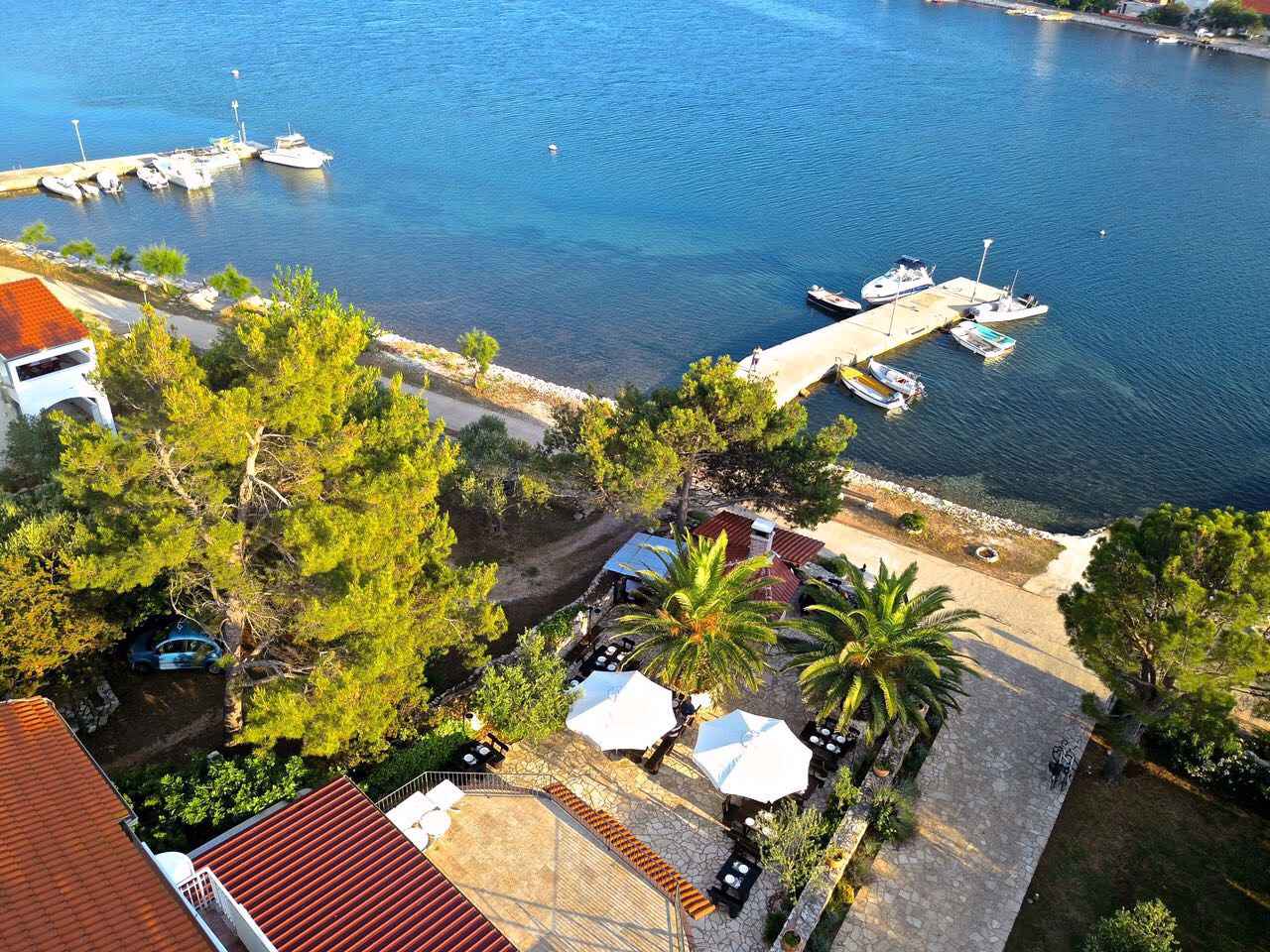 Ferienwohnung 10 meter vom Meer  in Dalmatien