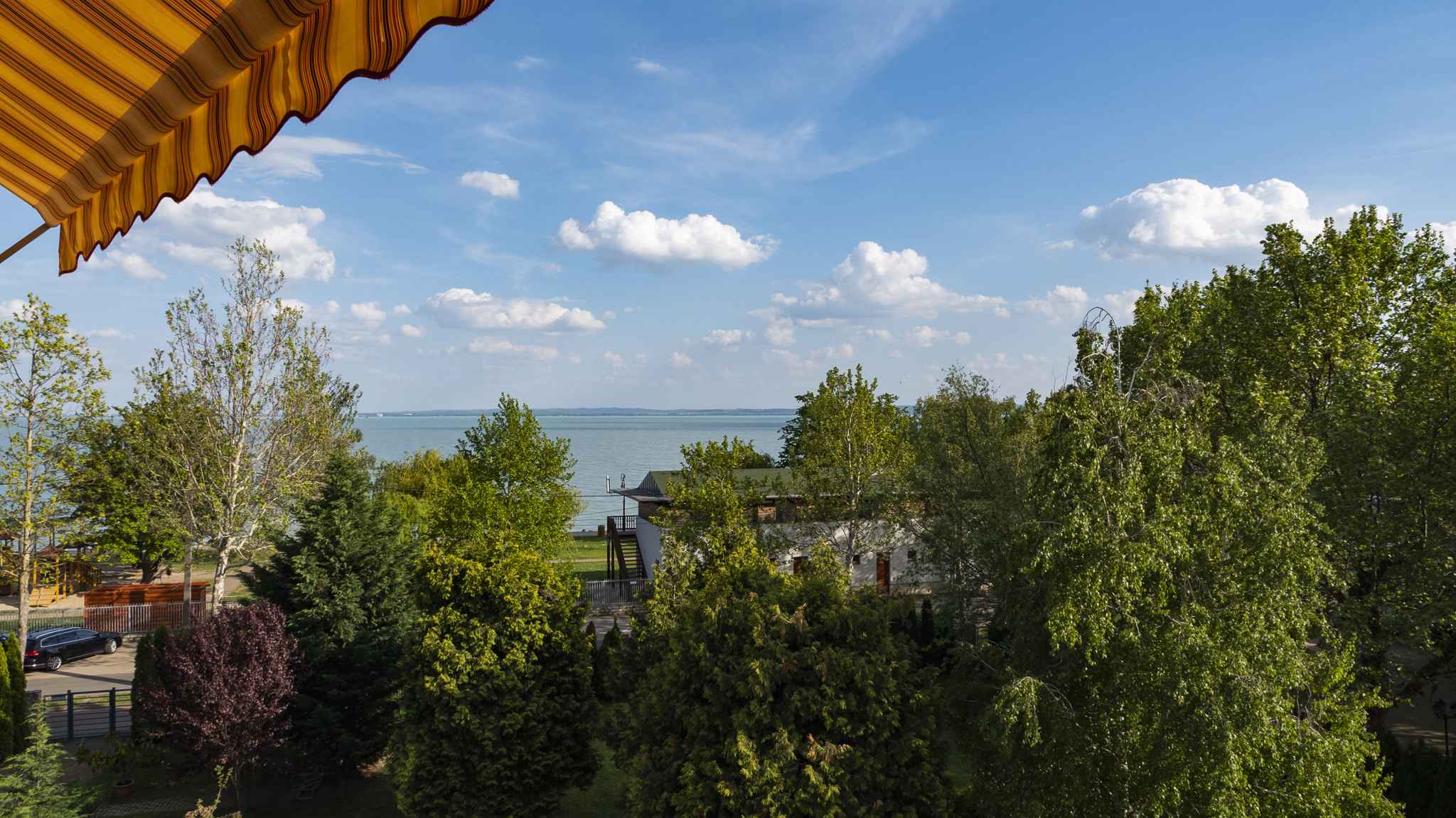 Ferienwohnung direkt an der Passage am Ufer  in Ungarn