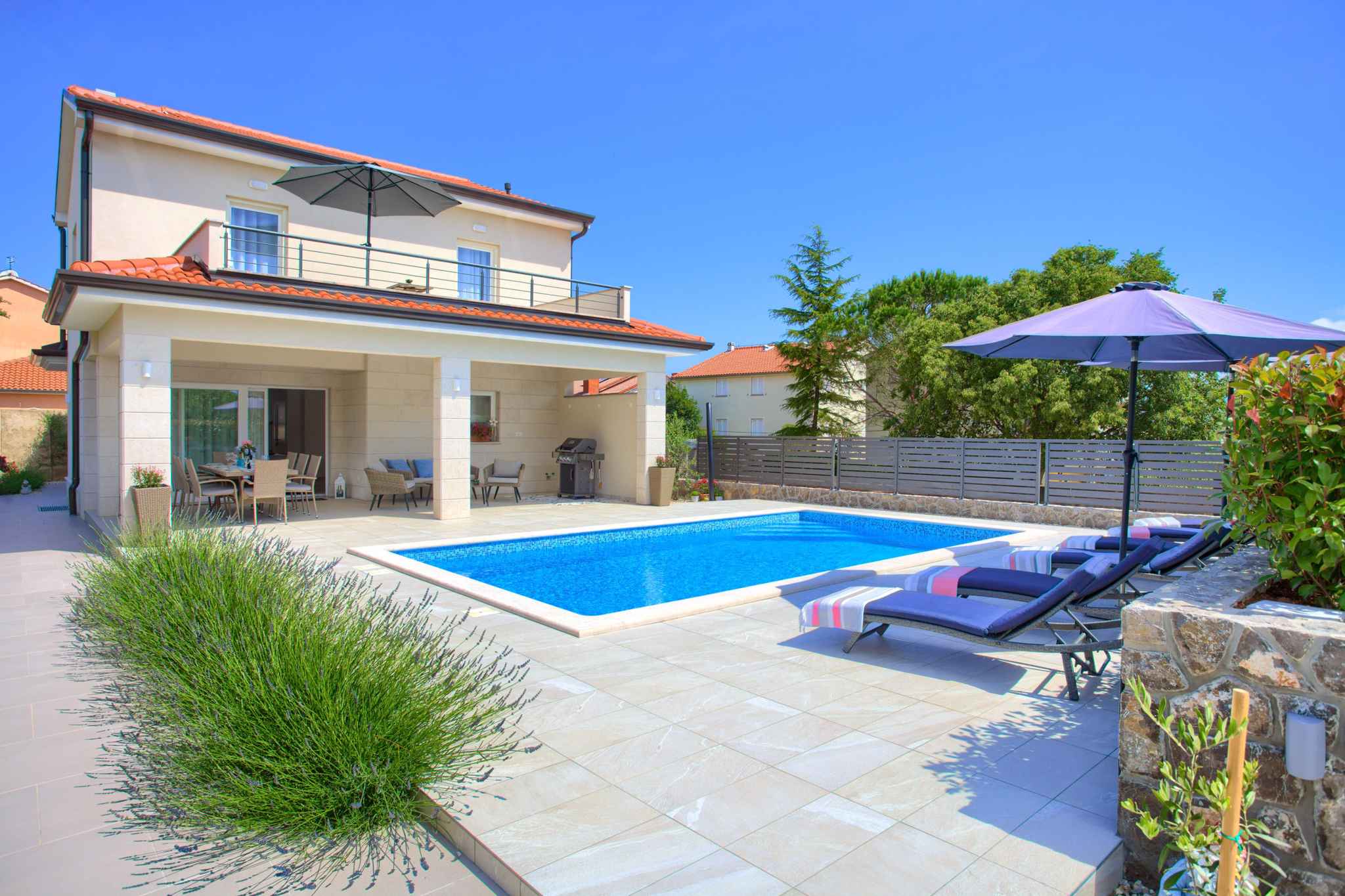 Villa mit Pool Ferienhaus  Insel Krk