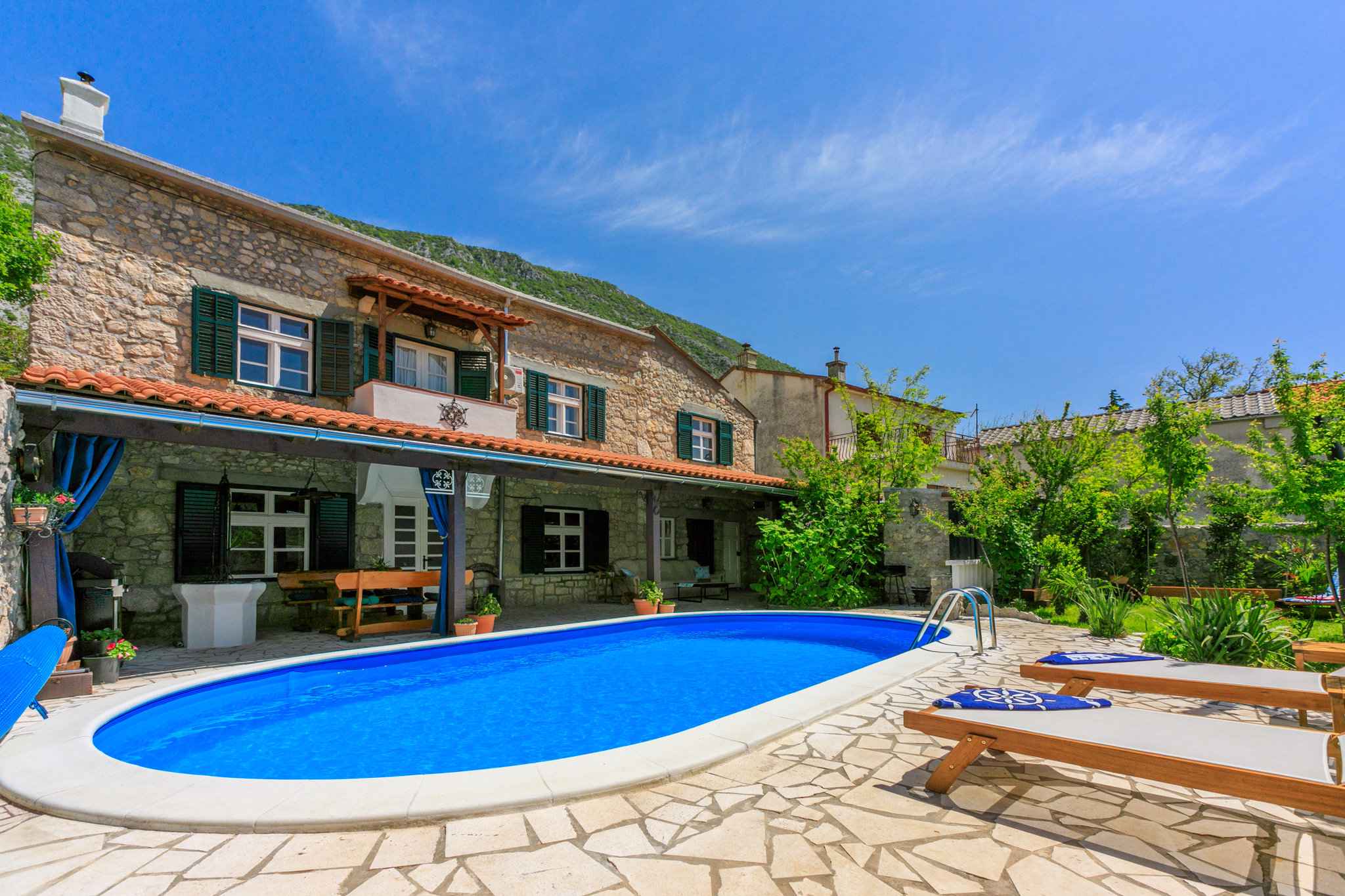 Ferienhaus mit Außenpool und Sommerküch Ferienhaus in Kroatien